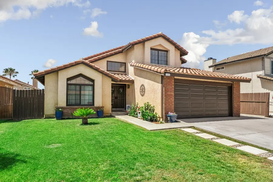 17253 Dolphin Street, Fontana, CA 92336 - #2