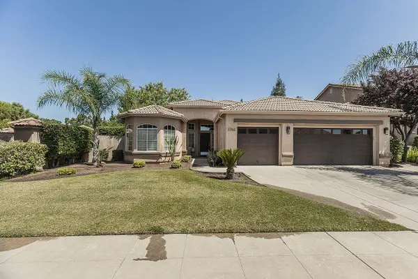 2702 E Caraway Court, Fresno, CA 93720