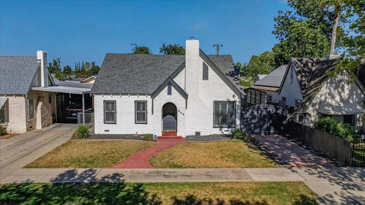 256 N Sierra Vista Avenue, Fresno, CA 93702 - #1