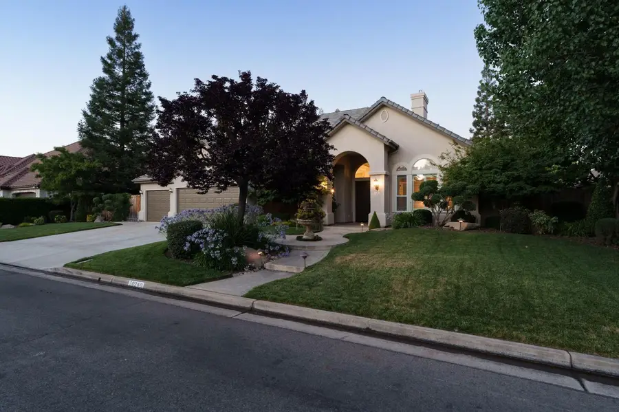 10260 N Archie Avenue, Fresno, CA 93730 - #2