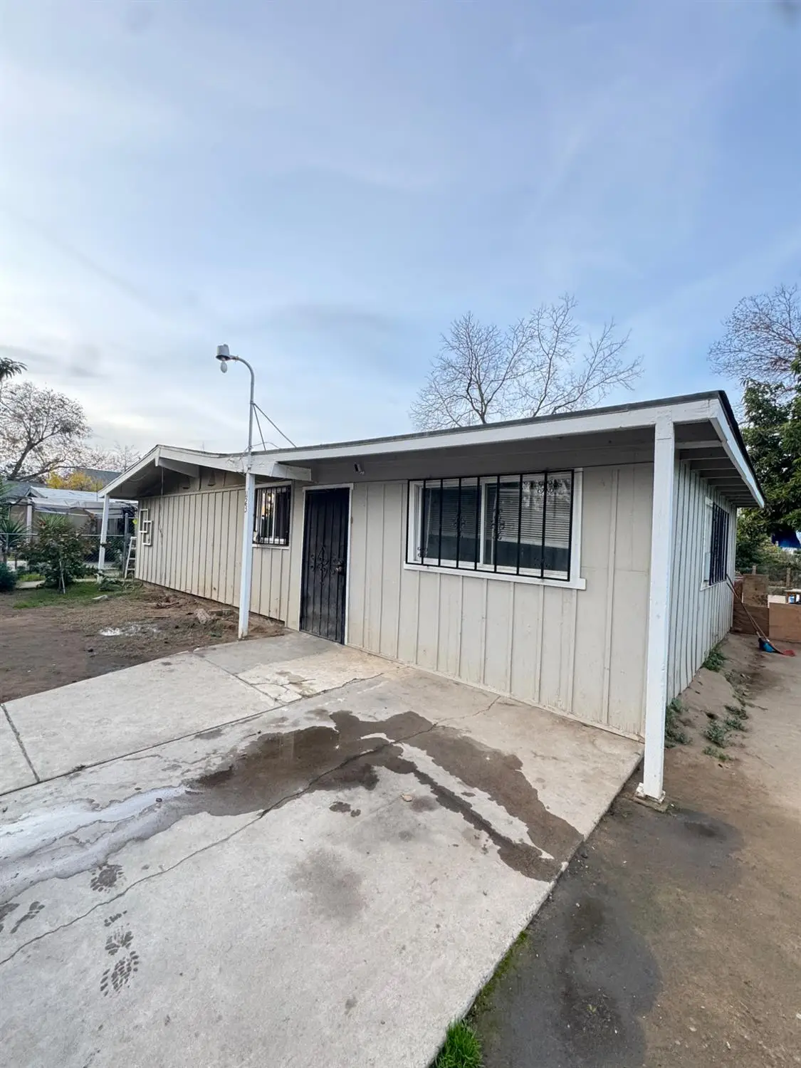 1123 E Garrett Avenue, Fresno, CA 93706 - #1