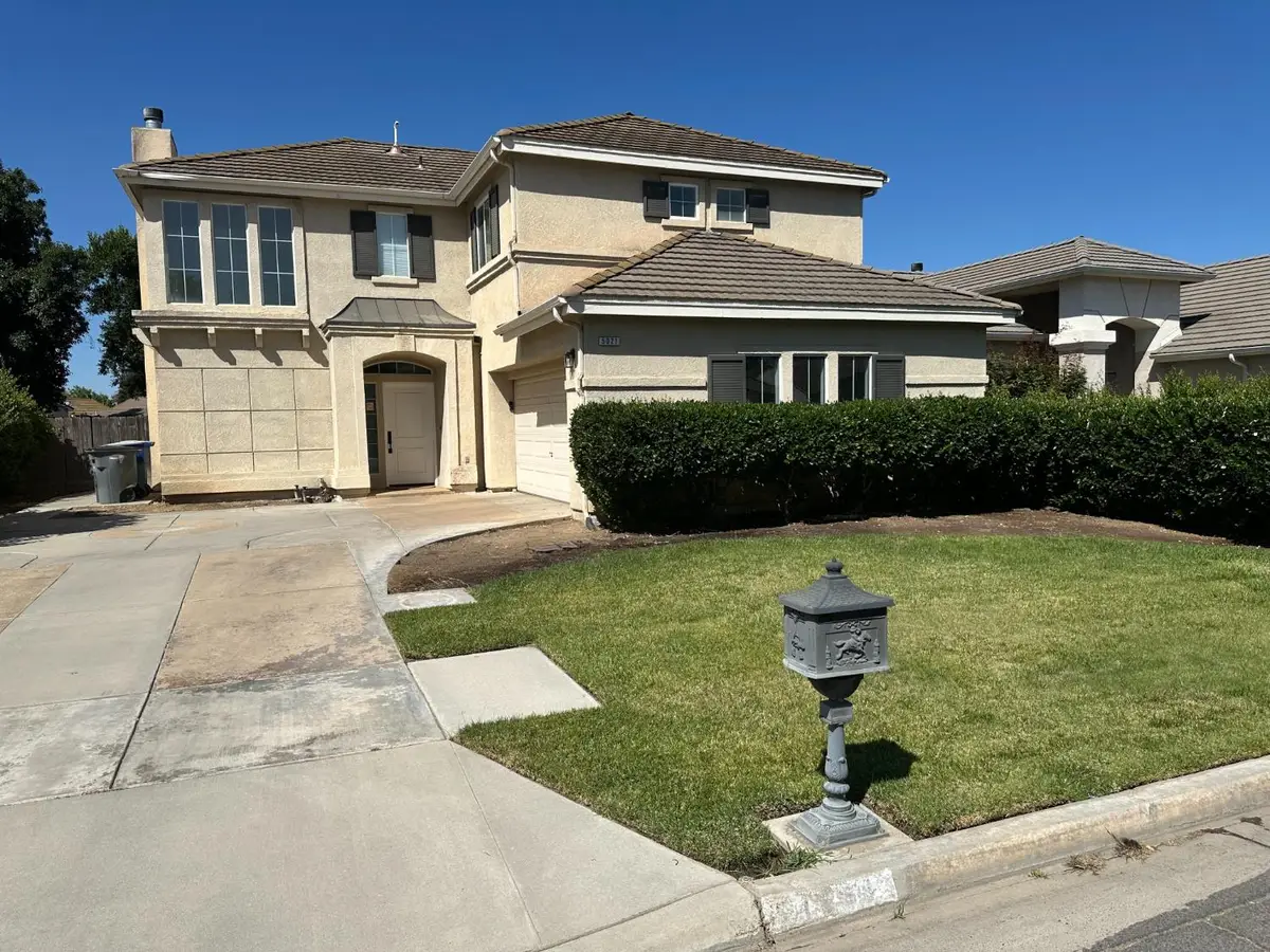 5021 W Decatur Avenue, Fresno, CA 93722 - #1