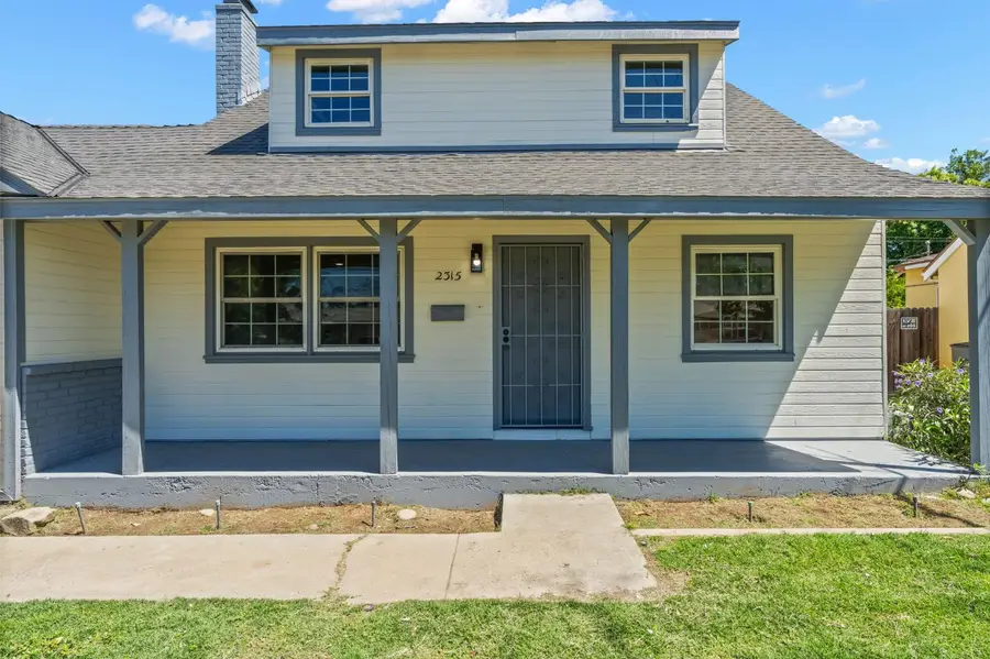 2315 E Santa Ana Avenue, Fresno, CA 93726 - #2
