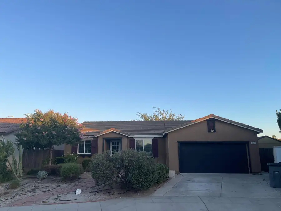 6671 E Harwood Avenue, Fresno, CA 93727 - #2