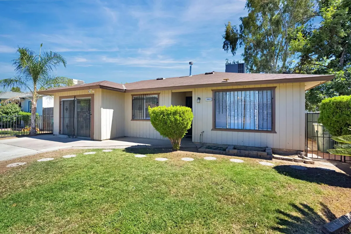 3842 E White Avenue, Fresno, CA 93702 - #1