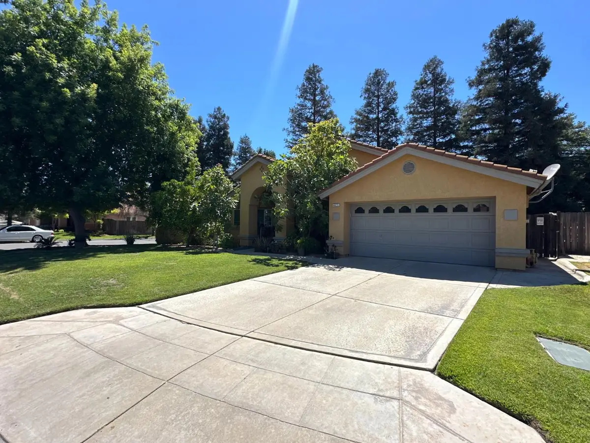 6675 N Lola, Fresno, CA 93722 - #1