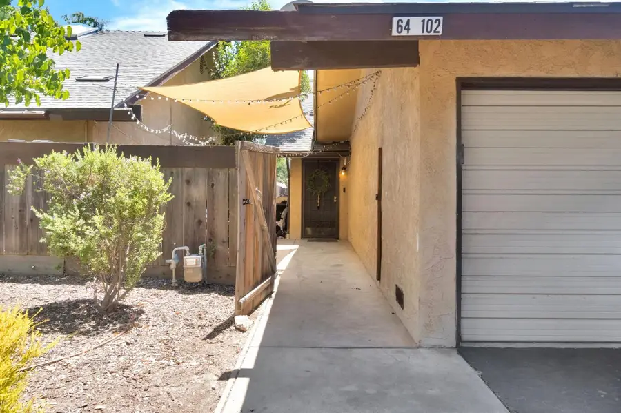 64 W Sierra Avenue #102, Fresno, CA 93704 - #3