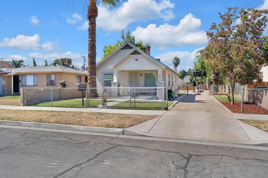 3825 E Mono Street, Fresno, CA 93702 - #2