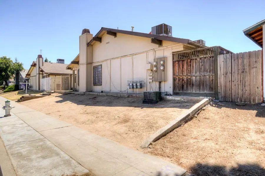 3449 N Marks Avenue, Fresno, CA 93722 - #3