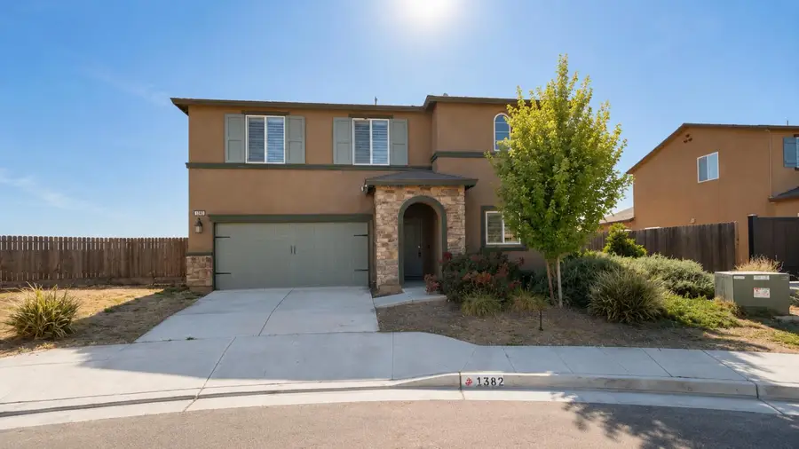 1382 Shoreline Drive, Madera, CA 93637 - #2