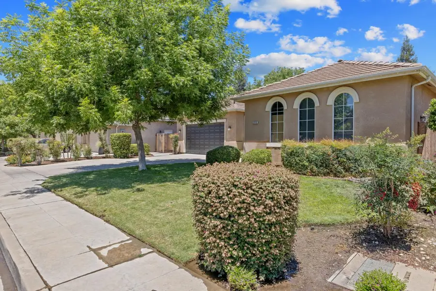 2715 Bellaire Avenue, Clovis, CA 93611 - #2