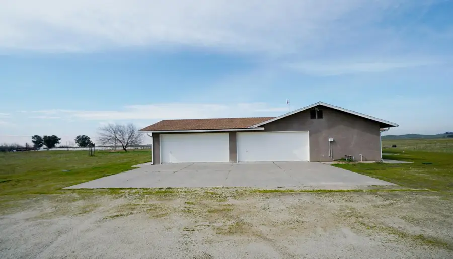 35099 Heiskell Drive, Raymond, CA 93653 - #2