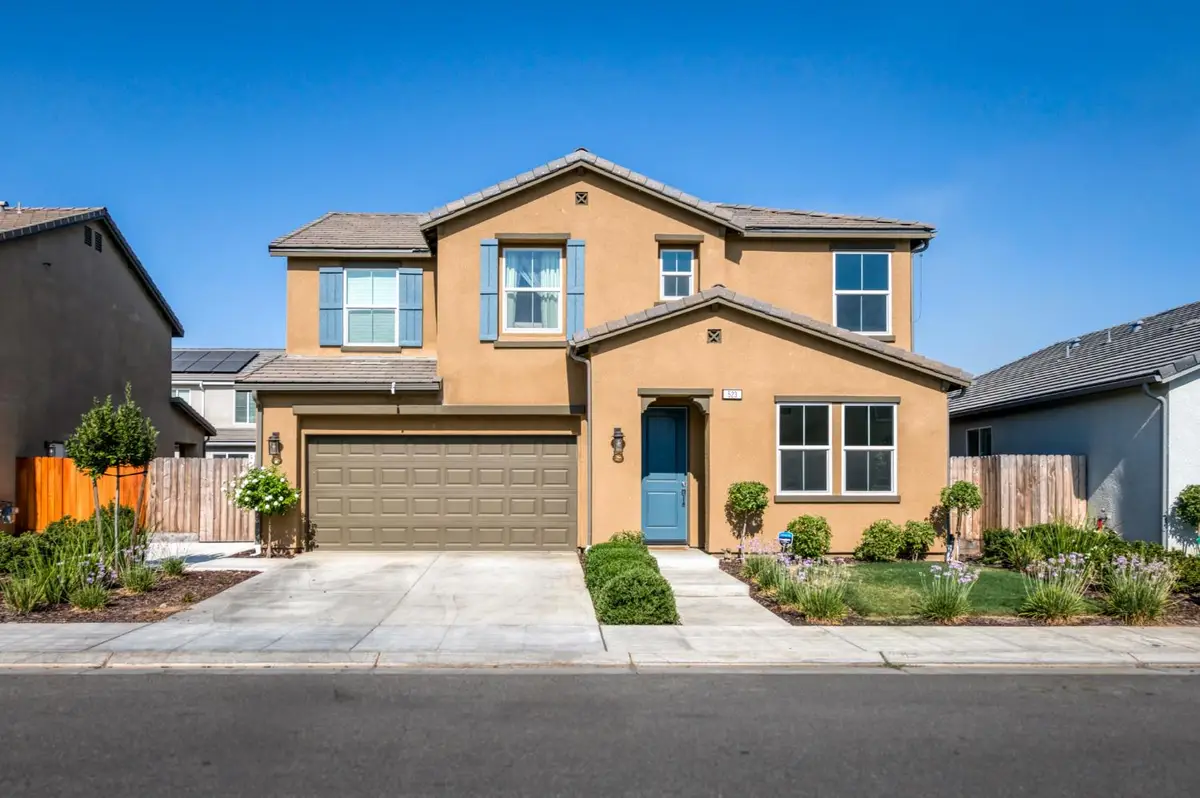 523 S Talus Way S, Madera, CA 93636 - #1