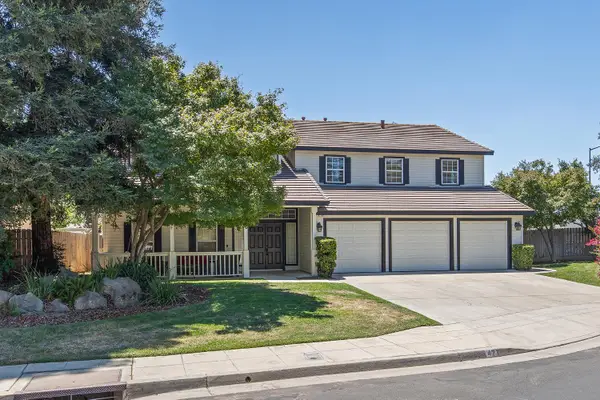 42 Chennault, Clovis, CA 93611