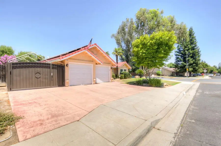 2197 Polson Avenue, Clovis, CA 93611 - #3