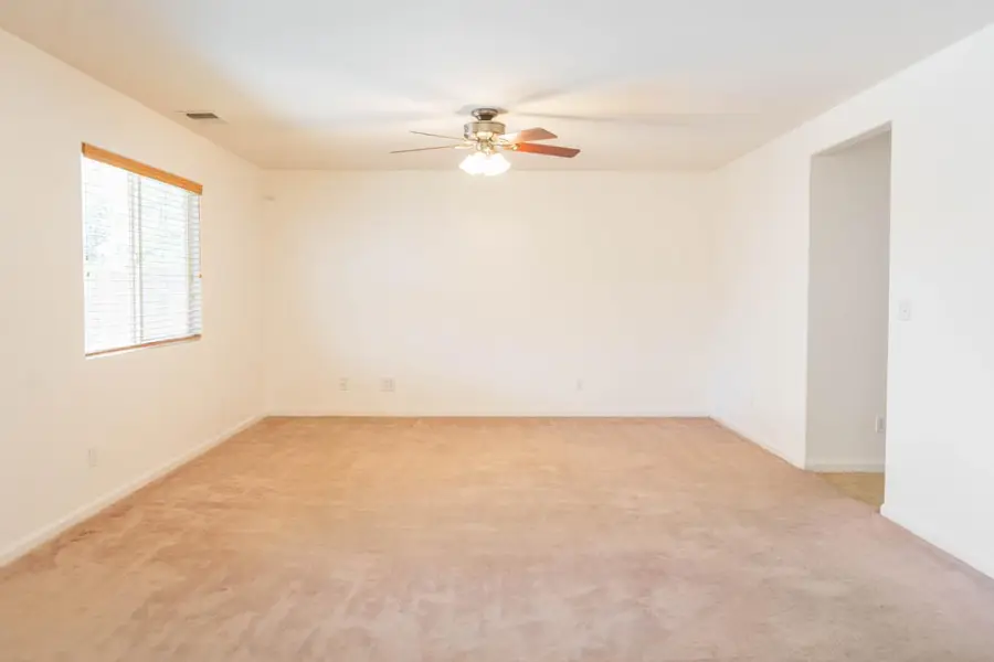 809 S Cypress Avenue, Fresno, CA 93727 - #3