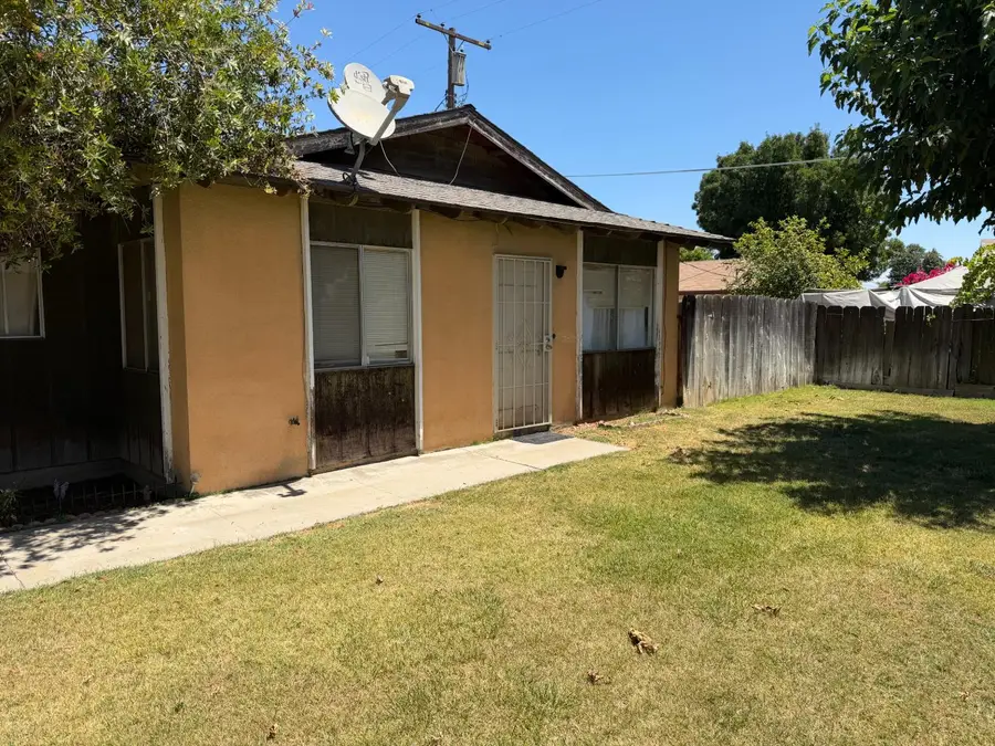 1991 Parker Place, Hanford, CA 93230 - #3