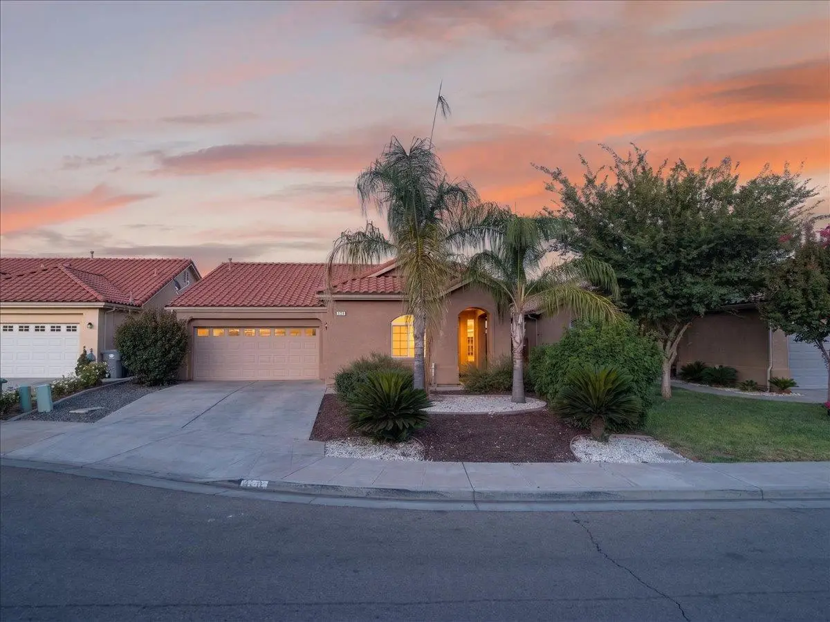 750 Celaya Way, Orange Cove, CA 93646 - #1