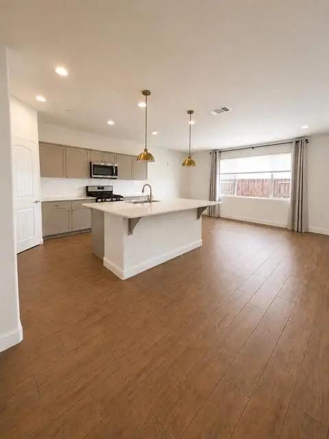 6087 W Norwich Avenue, Fresno, CA 93723 - #2