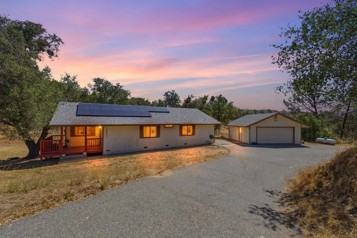 28841 Yosemite Springs Pkwy, Coarsegold, CA 93614 - #1
