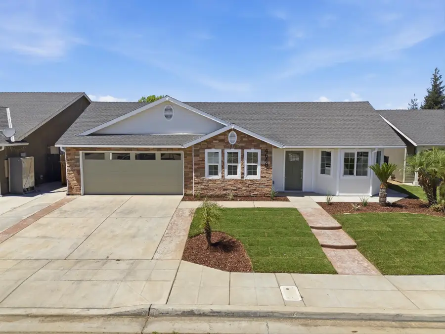 4648 W Harvard Avenue, Fresno, CA 93722 - #3
