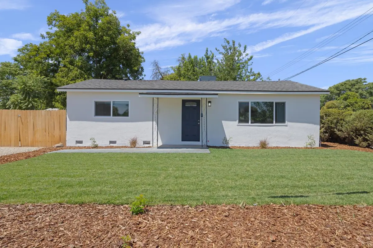 1001 12th Street, Orange Cove, CA 93646 - #1
