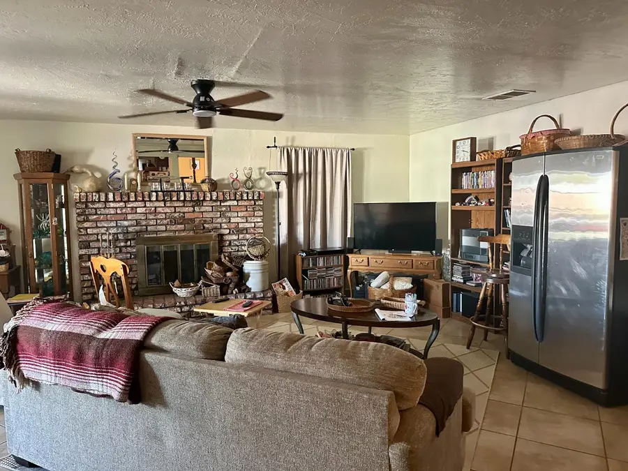 1117 Rogers, Madera, CA 93638 - #3