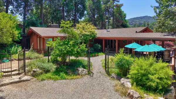 39597 Evergreen Drive, Oakhurst, CA 93644