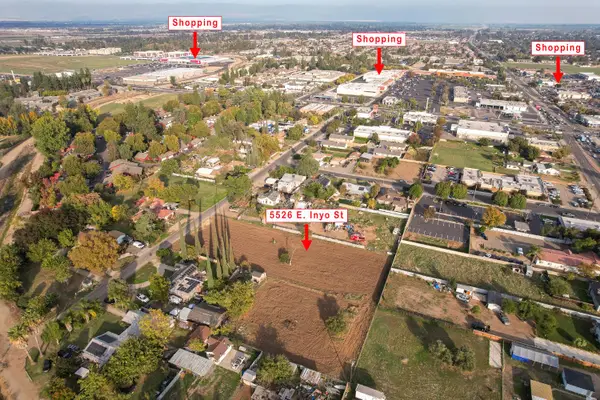 5526 E Inyo Street, Fresno, CA 93727
