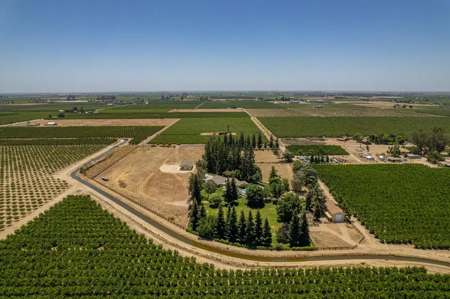 5648 E Dinuba Avenue, Fowler, CA 93625 - #3