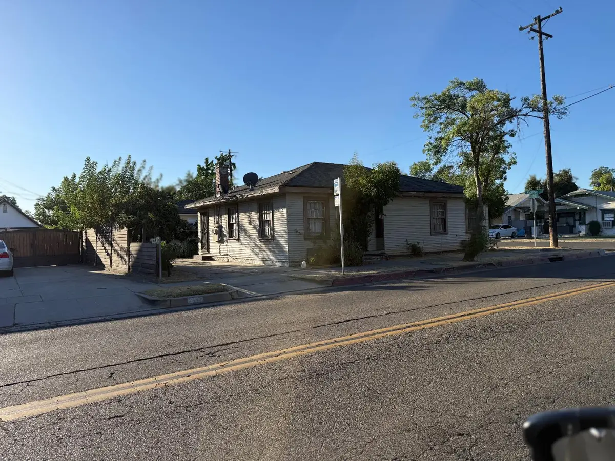 1405 E Patterson, Fresno, CA 93728 - #1