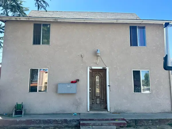 156 W Ventura, Dinuba, CA 93618
