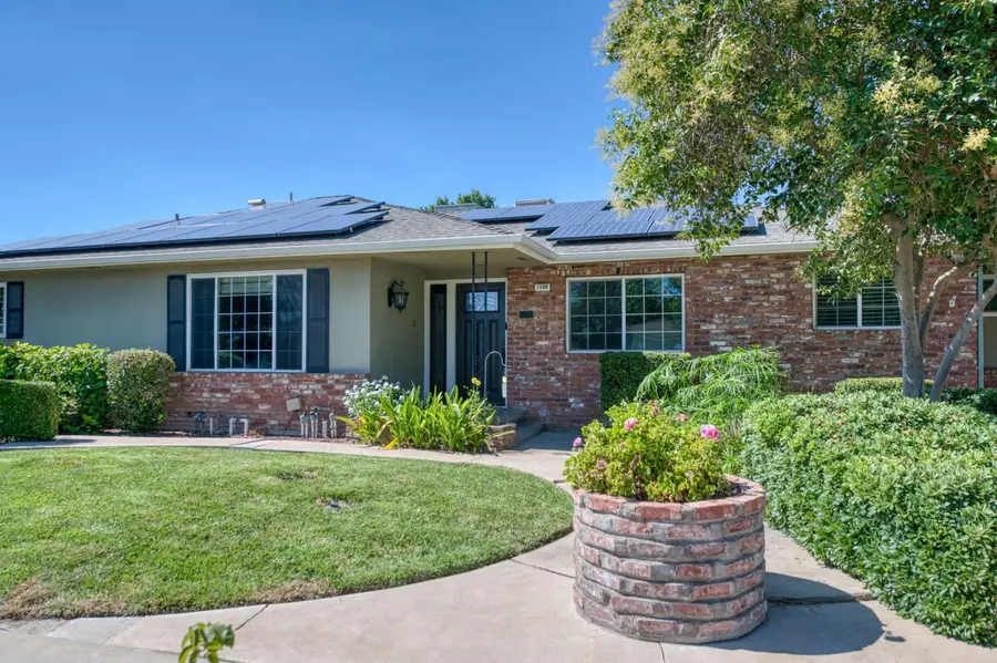 1108 E Sierra Avenue, Fresno, CA 93710 - #2