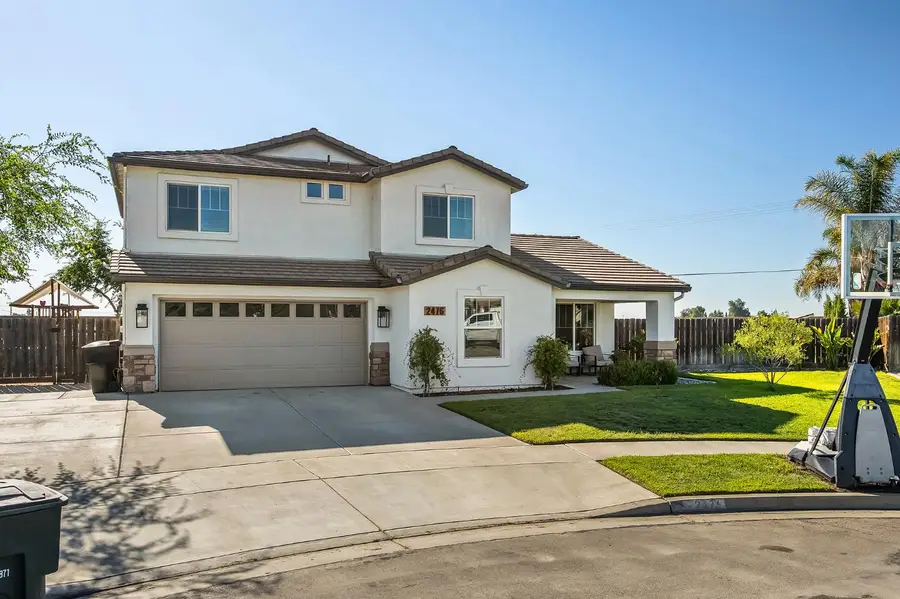 2476 N Riesling Avenue, Hanford, CA 93230 - #3