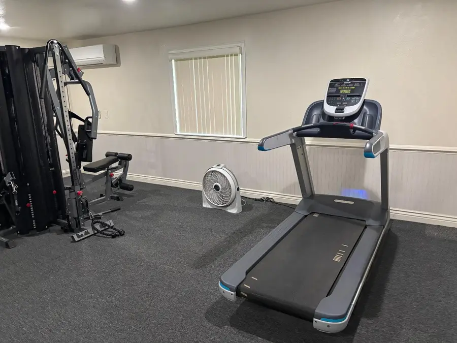 2231 Sylmar Ave. #1, Clovis, CA 93612 - #3