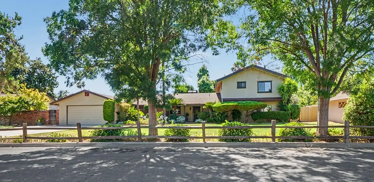 5555 N Nantucket Avenue, Fresno, CA 93704 - #1