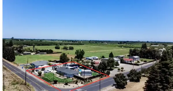 1260 Pauline Dr, Modesto, CA 95853