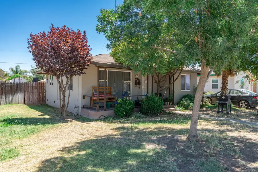 417 S J Street, Madera, CA 93637 - #3