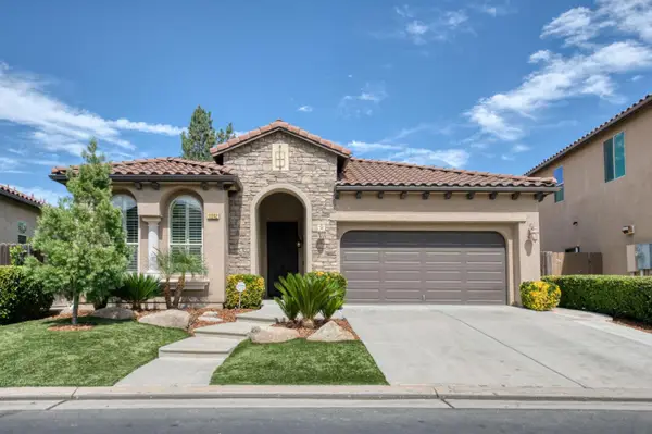 11342 N Via Montessori Drive, Fresno, CA 93720