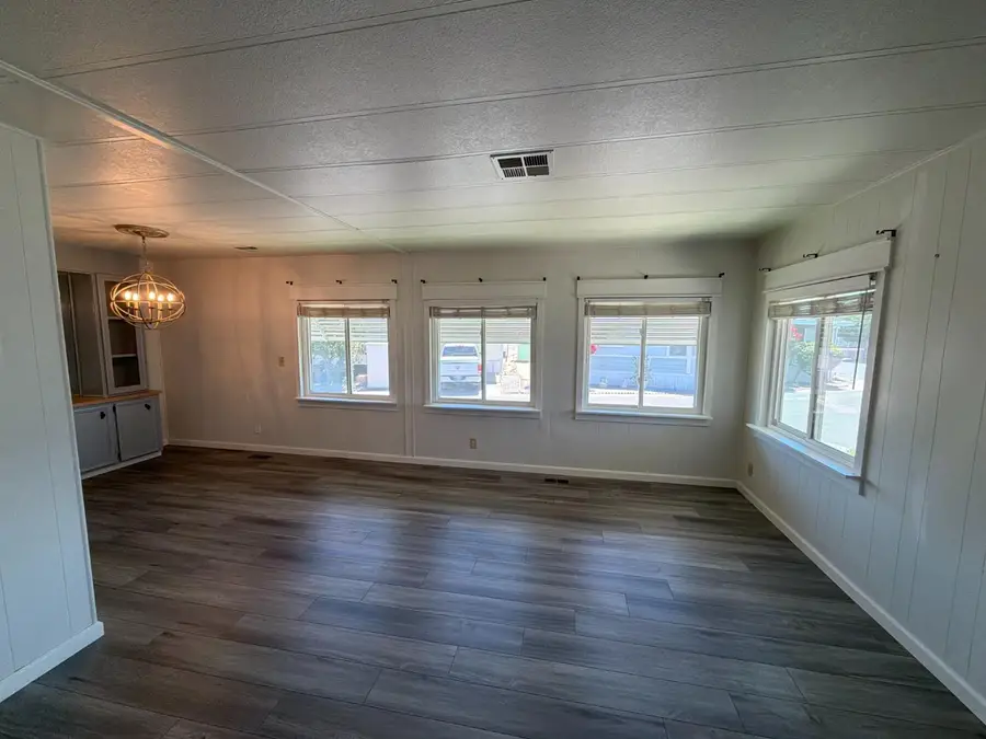 221 W Herndon Avenue #142, Pinedale, CA 93650 - #3