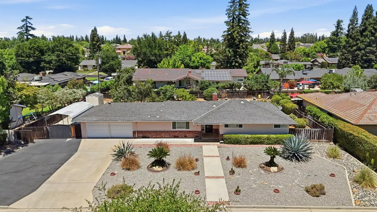 2530 W Fir Avenue, Fresno, CA 93711 - #1