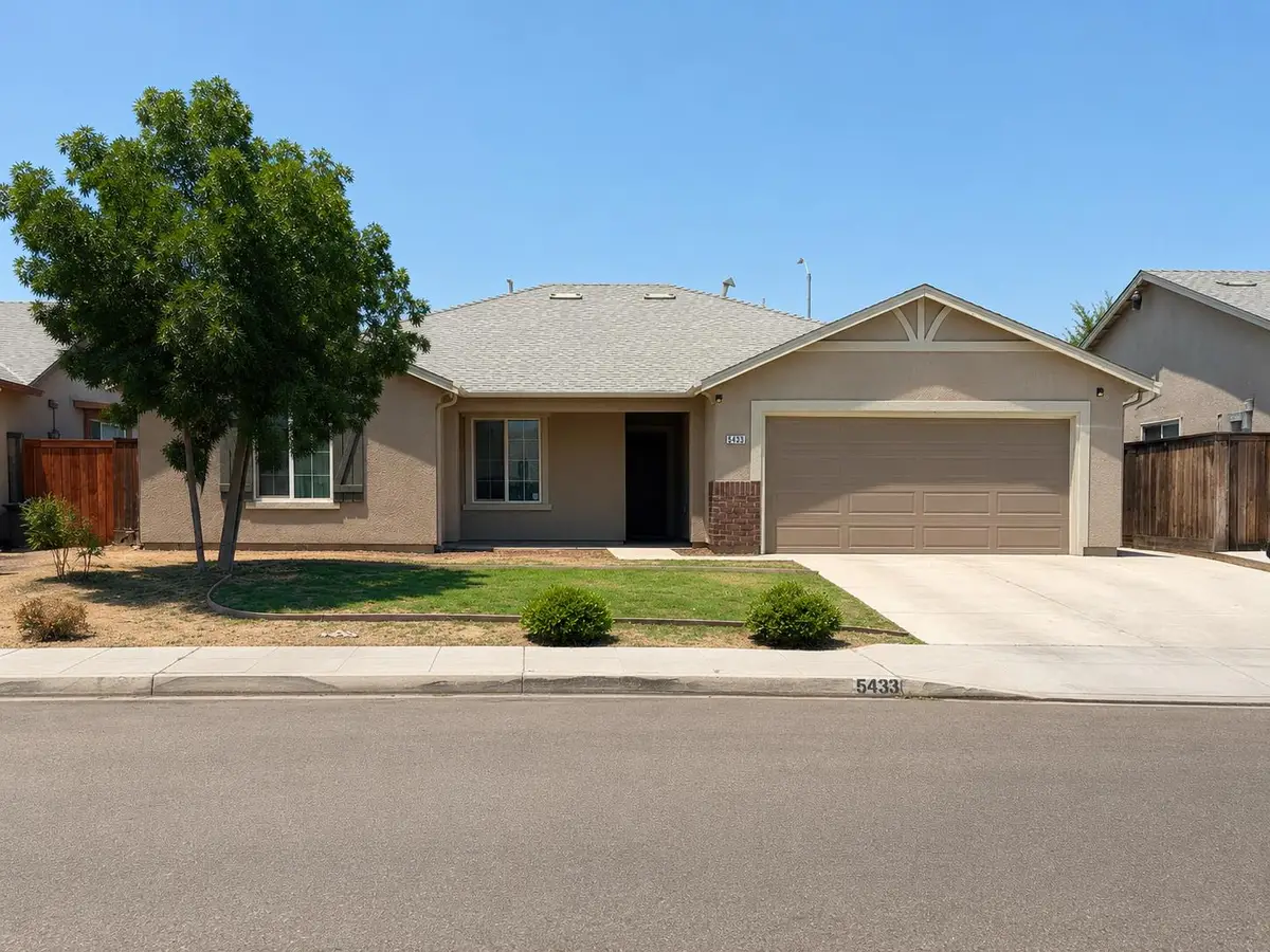 5433 E Eugenia Avenue, Fresno, CA 93727 - #1