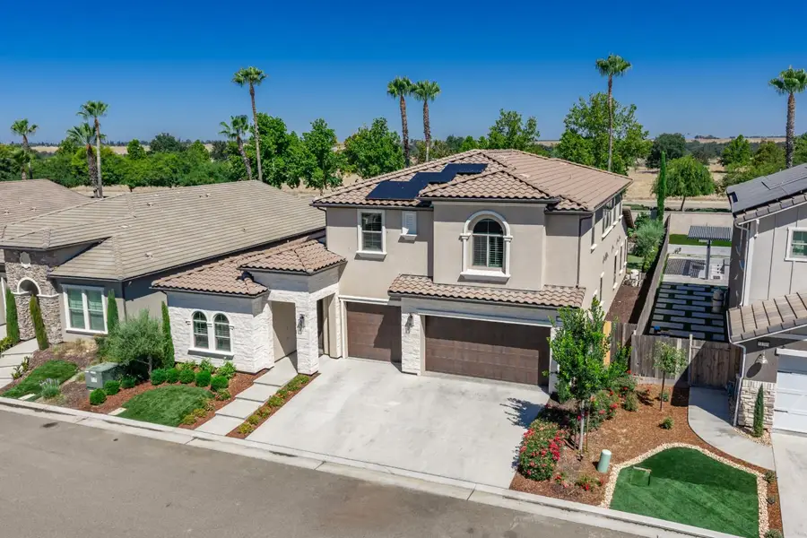 11315 N Via San Toma Drive, Fresno, CA 93730 - #3