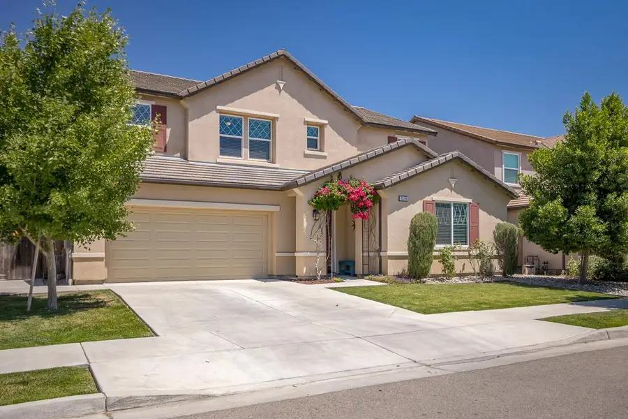 1614 N Mae Carden Street, Visalia, CA 93291 - #2