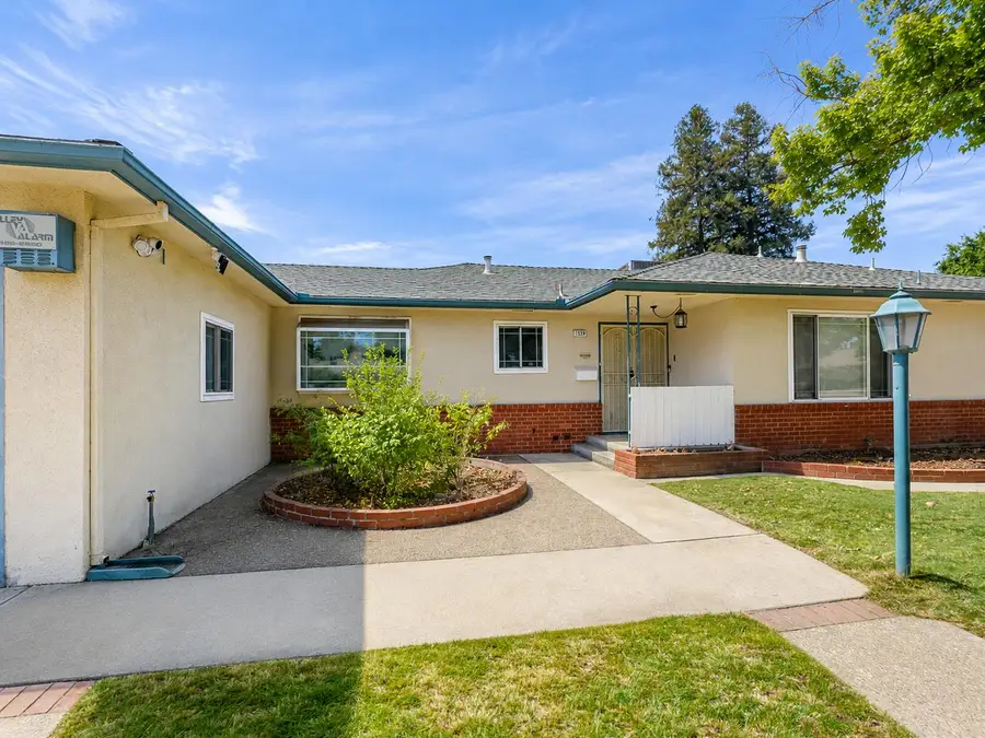 1539 E Stuart Avenue, Fresno, CA 93710 - #2