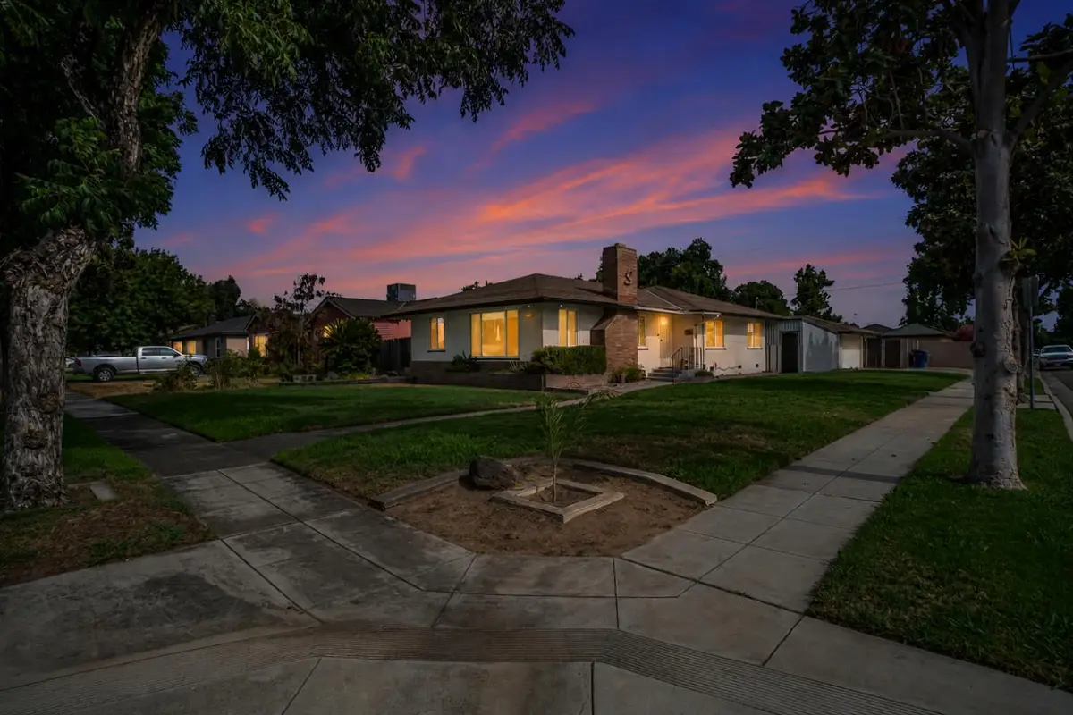 2308 E Brown Avenue, Fresno, CA 93703 - #1
