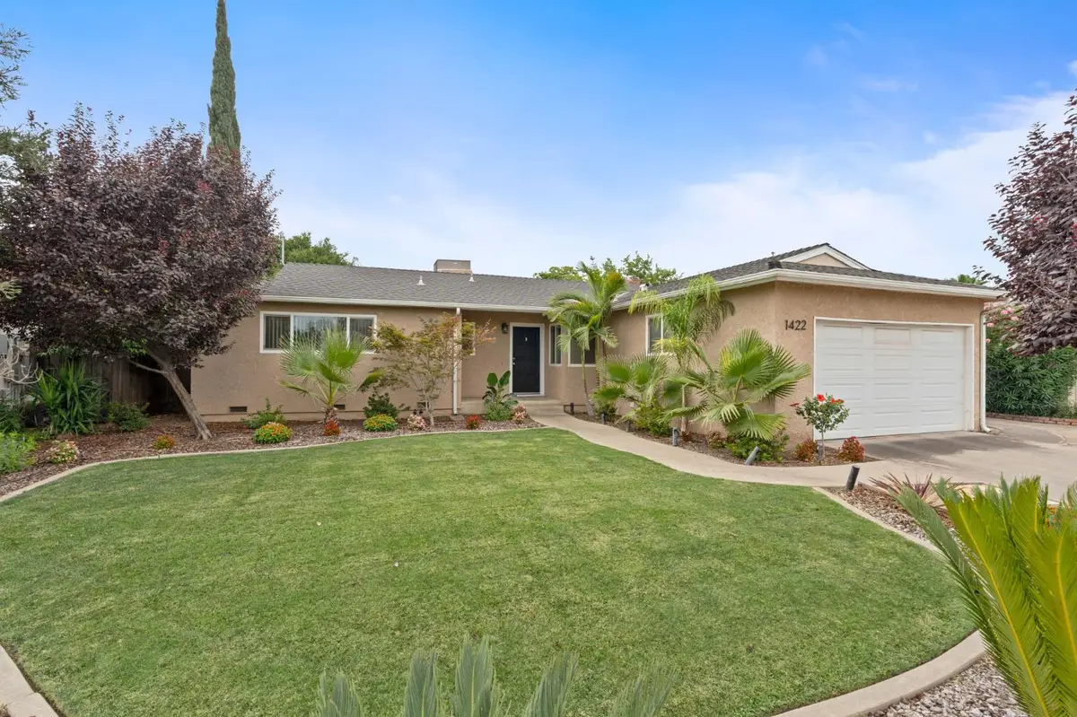 1422 Rall Avenue, Clovis, CA 93611 - #1