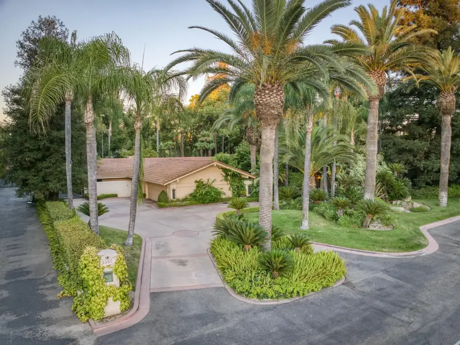 5560 N Forkner Avenue, Fresno, CA 93711 - #2