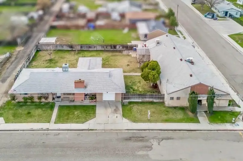 22080 W Nevada Avenue, San Joaquin, CA 93660 - #1