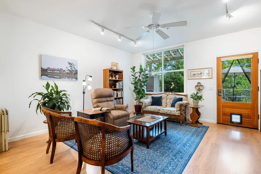 2658 E Alluvial Avenue #113, Fresno, CA 93720 - #3